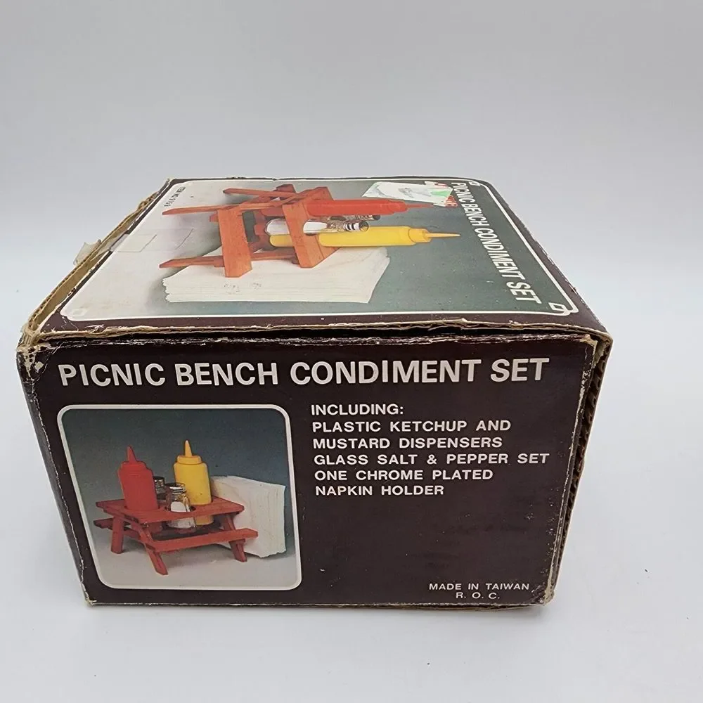 Redwood Picnic Table Condiment Set Salt Pepper Ketchup Mustard‎ Vintage READ